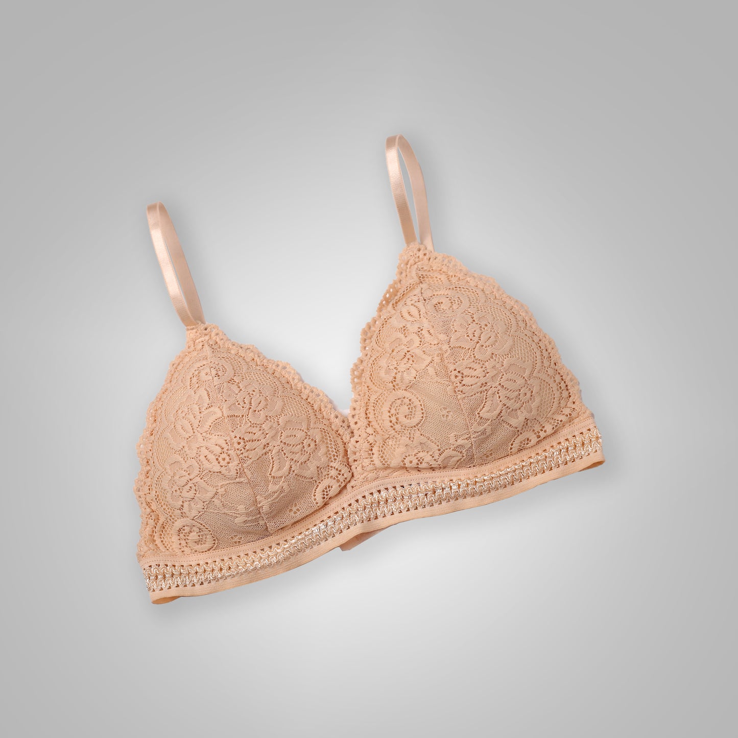 Lace Elegance Wireless Bralette – Soft Padded, 2 Hooks & 3 Closure Points